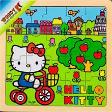 Hello Kitty Meyve Bahçesinde 16 Parça Ahşap Kare Puzzle
