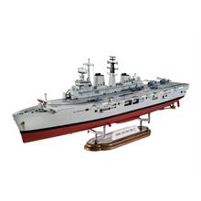 Revell 122 Parça HMS Invincible Savaş Gemisi (1:700 Ölçekli)